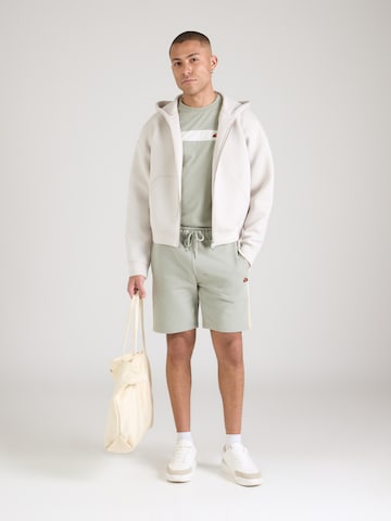 Regular Pantaloni 'Turi' de la ELLESSE pe verde