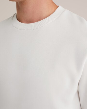 WE Fashion Sweatshirt in White
