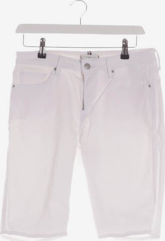 TOMMY HILFIGER Shorts in L in White: front