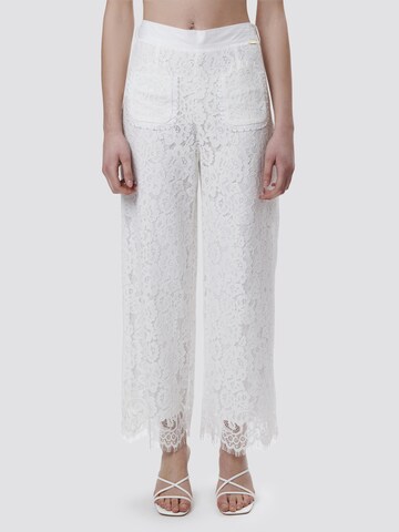 Influencer Wide Leg Bukser i hvid: forside