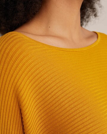 Pullover di WE Fashion in giallo