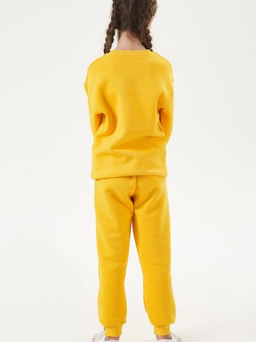 LOUIS LECLER Joggingpak 'Sofia' in Geel
