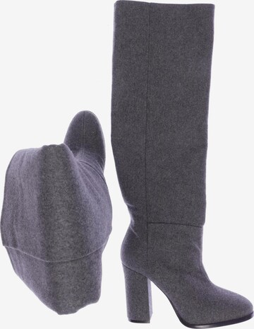 Dries Van Noten Dress Boots in 38 in Grey: front