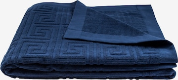 ZOEPPRITZ Blankets in Blue: front