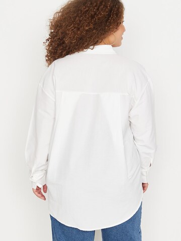Trendyol Curve Blouse in Wit