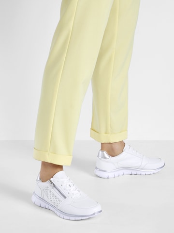 bonprix Sneakers in White