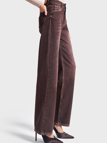 IT'S BASIC Regular Jeans 'Straight High Rise Jeans' in Bruin