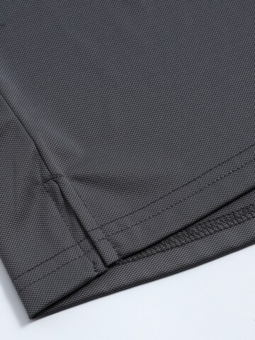 YOUTHUP Shirt 'Leibfrei' in Grey