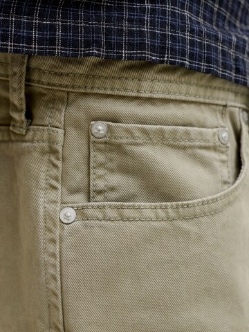 JACK & JONES Loose fit Trousers in Green