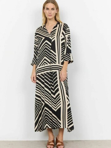 Soyaconcept - Vestidos camiseiros 'Faro 4' em preto: frente