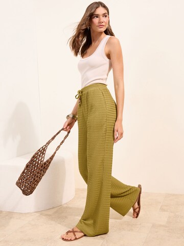 Wide Leg Pantalon Friends Like These en vert