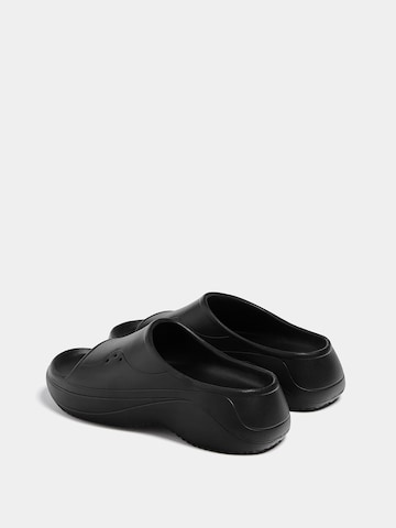 Pull&Bear Pantofle – černá