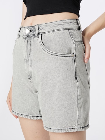 OVS Regular Shorts in Grau