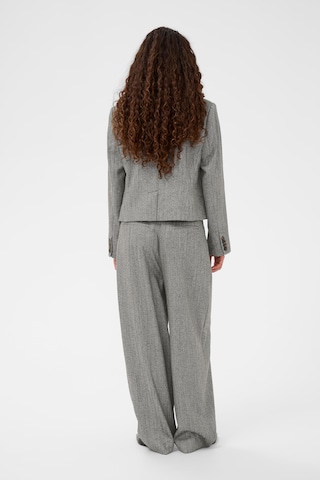 Blazer 'SLNanine' SOAKED IN LUXURY en gris