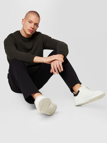 NORSE PROJECTS Sweatshirt 'Vagn' in Groen
