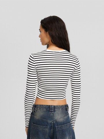 Bershka Shirt in Zwart