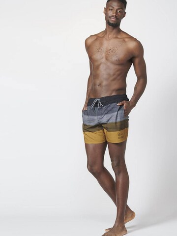 KOROSHI Board Shorts in Mixed colors