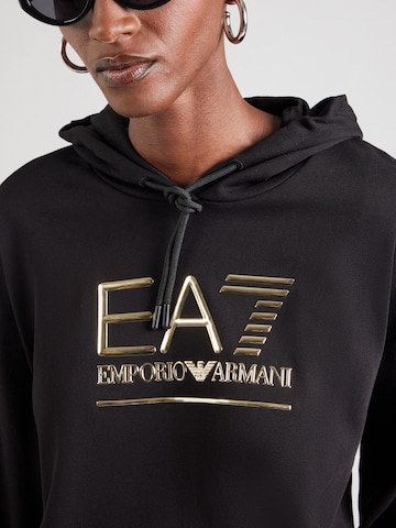 Felpa di EA7 Emporio Armani in nero