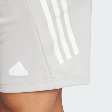 ADIDAS SPORTSWEAR Regular Sportshorts 'Future Icons' in Grau