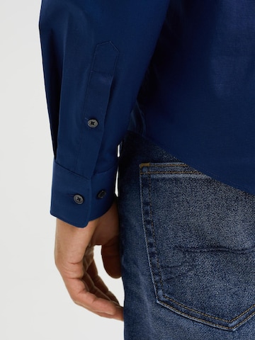 WE Fashion Slim fit Overhemd in Blauw