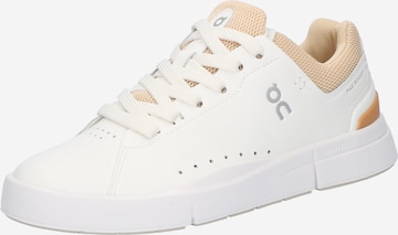 On Ниски маратонки 'The Roger Advantage' в бяло: отпред