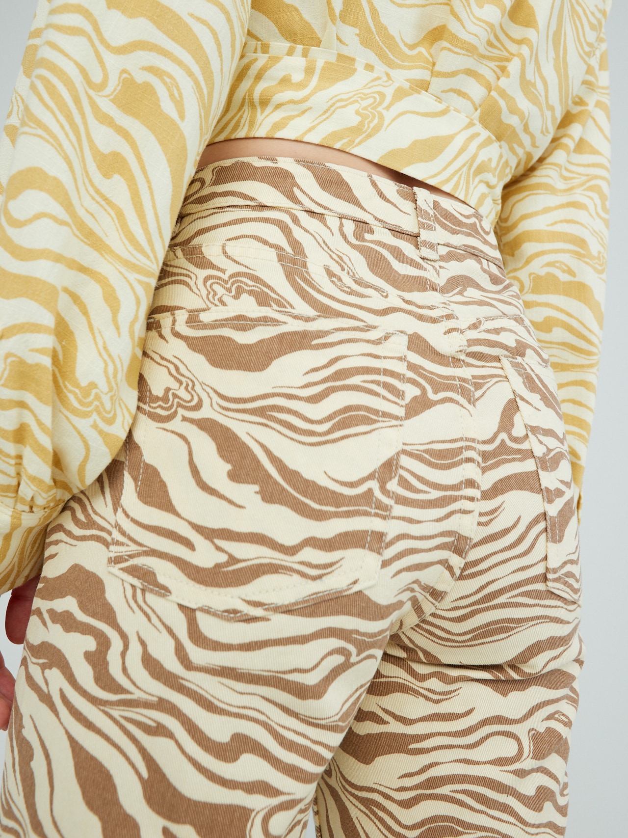 EDITED Jeans 'Simea' Crème