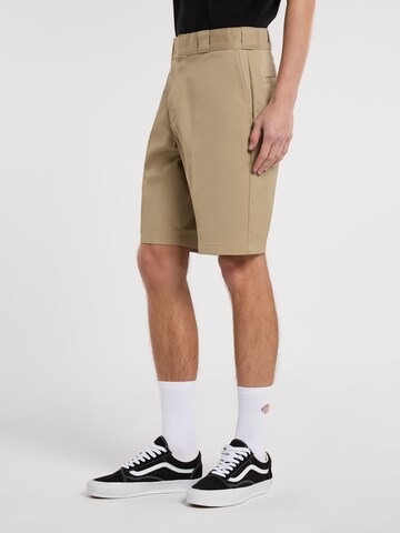 regular Pantaloni con piega frontale di DICKIES in verde