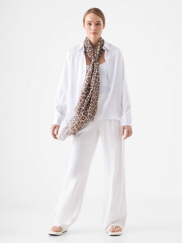CODELLO Sjaal in Beige: voorkant