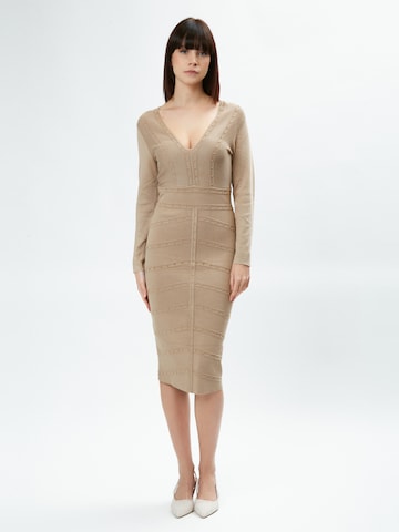 Rochie tricotat de la Influencer pe maro