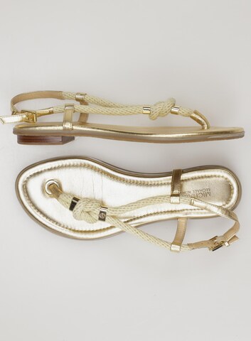 MICHAEL Michael Kors Sandals & High-Heeled Sandals in 38 in Gold: front