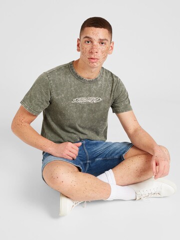 WEEKDAY T-Shirt in Grün