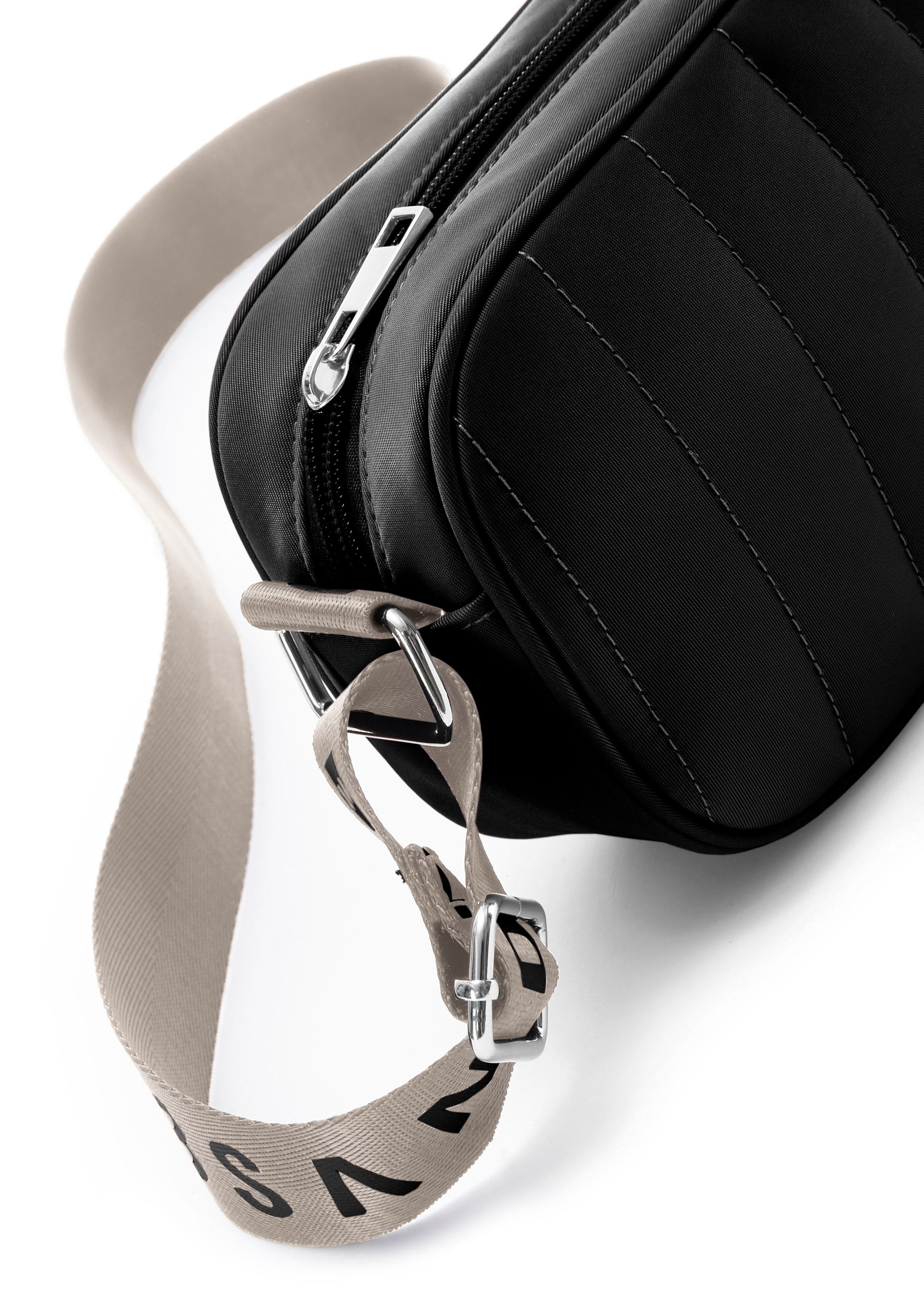 Elbsand Axelremsväska i svart