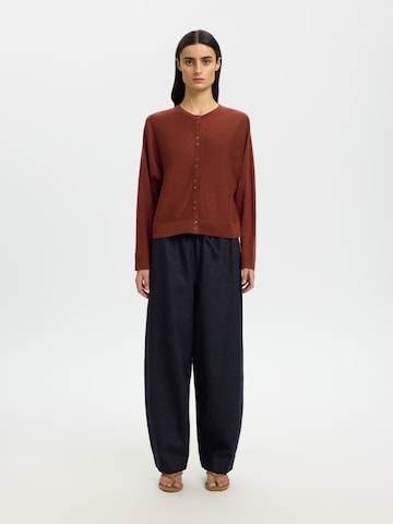 SELECTED - Cárdigan en rojo