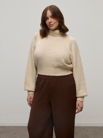 Pullover di CITA MAASS in bianco: frontale