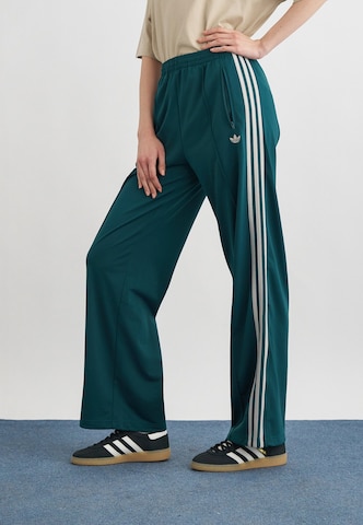 ADIDAS ORIGINALS Wide leg Παντελόνι 'Firebird' σε πράσινο