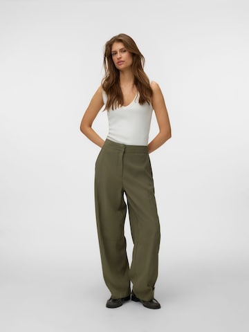 Barrel Pantaloni 'VMELLIOT' di VERO MODA in verde