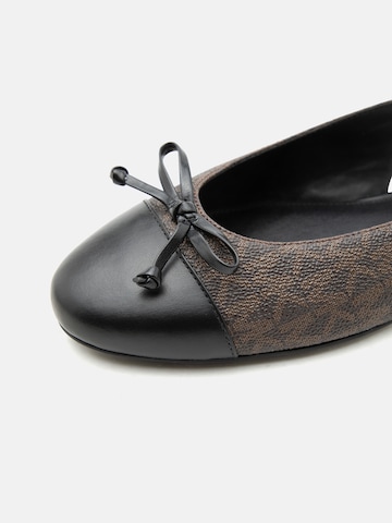 MICHAEL Michael Kors Bokaszíj balerina - barna