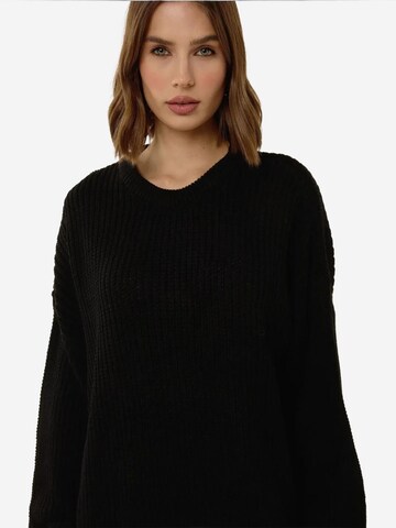 Hiccup Pullover in Schwarz