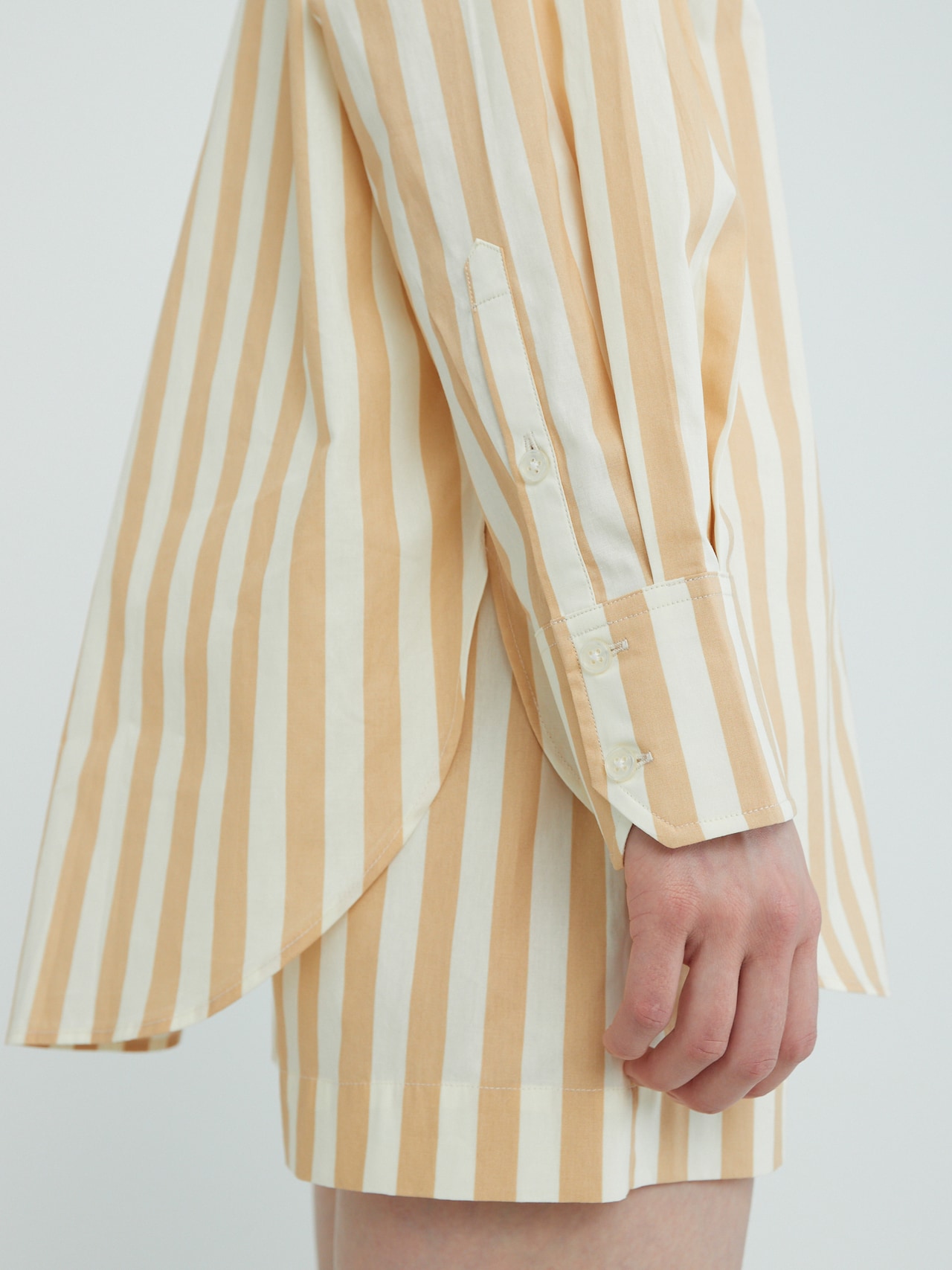 EDITED Blouse 'Nika' Beige