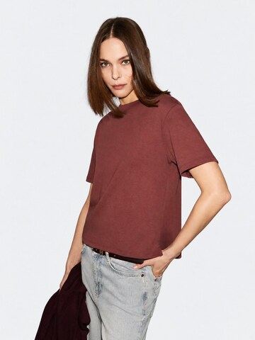 T-shirt 'T-Shirts' Ethiquet en rouge