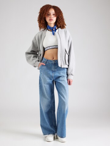 Tops en tricot Tommy Jeans en blanc