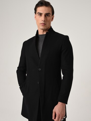Antioch Between-seasons coat in Black