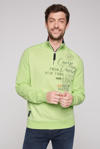 CAMP DAVID Sweatshirt in Green: front