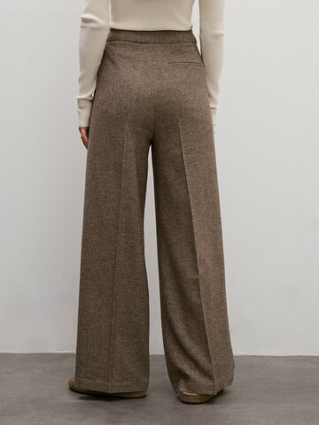 ABOUT YOU x Marie von Behrens Regular Trousers with creases in Beige