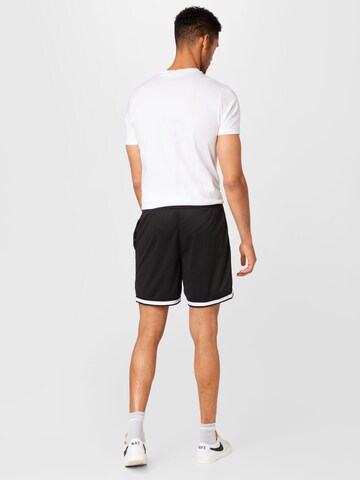 HOLLISTER Regular Shorts in Schwarz