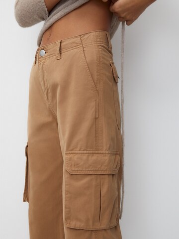 Pull&Bear Regular Cargo Jeans in Brown