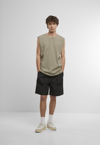 Urban Classics Shirt in Green