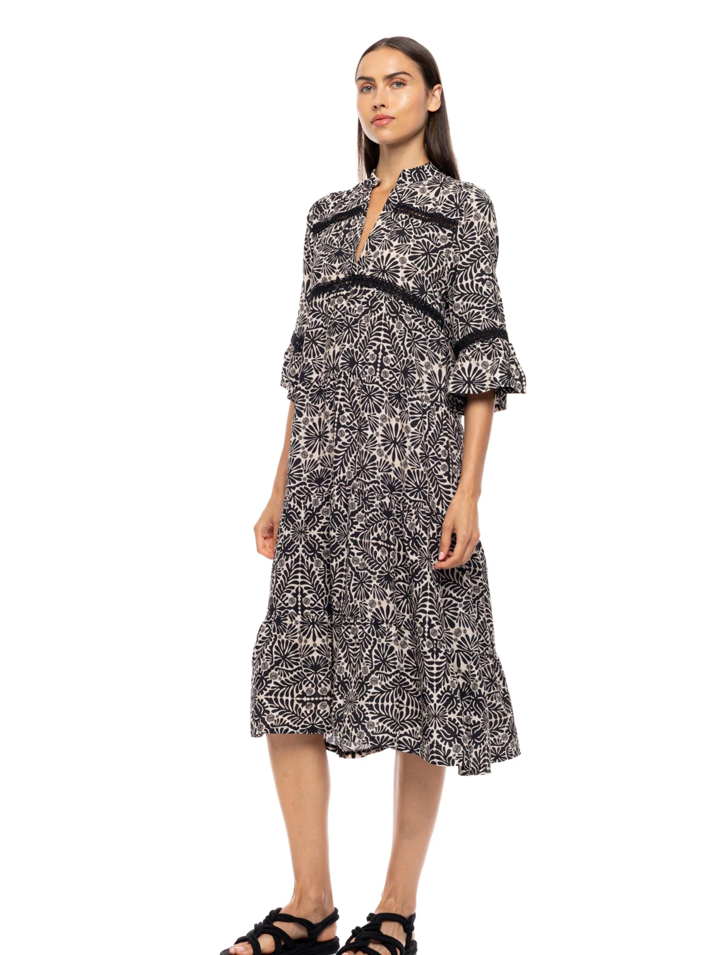 Pink Label Καλοκαιρινό φόρεμα 'BEACHWEAR SAND TROPICAL CAMEO' σε μαύρο