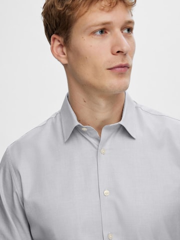 Coupe slim Chemise 'Ethan' SELECTED HOMME en bleu