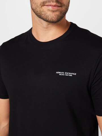 ARMANI EXCHANGE - Camiseta en negro